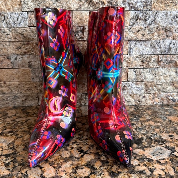 Christian Louboutin So Kate Booty Disco Pointed Toe Bootie - Picture 5 of 9